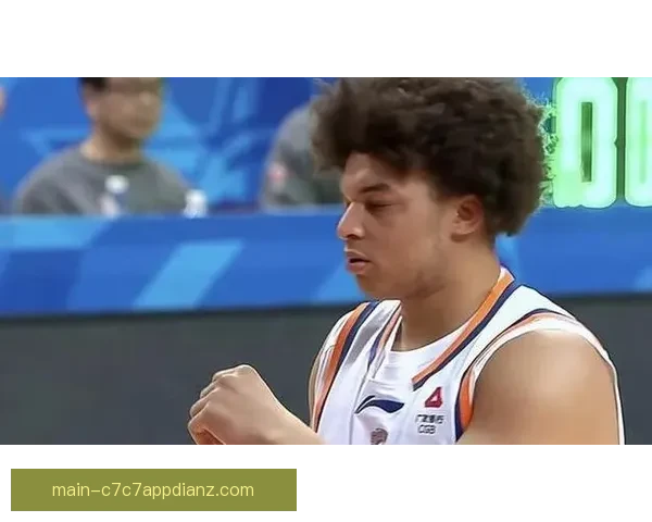 上海胜广东晋级四强洛夫顿三双 上海胜广东晋级四强洛夫顿三双